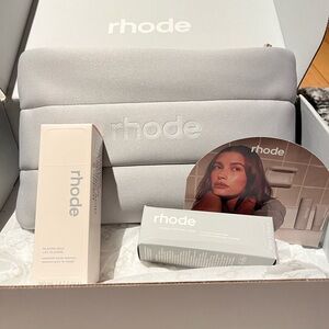 Rhode glazing milk + barrier restore cream